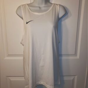 Nike Tank Top (med)